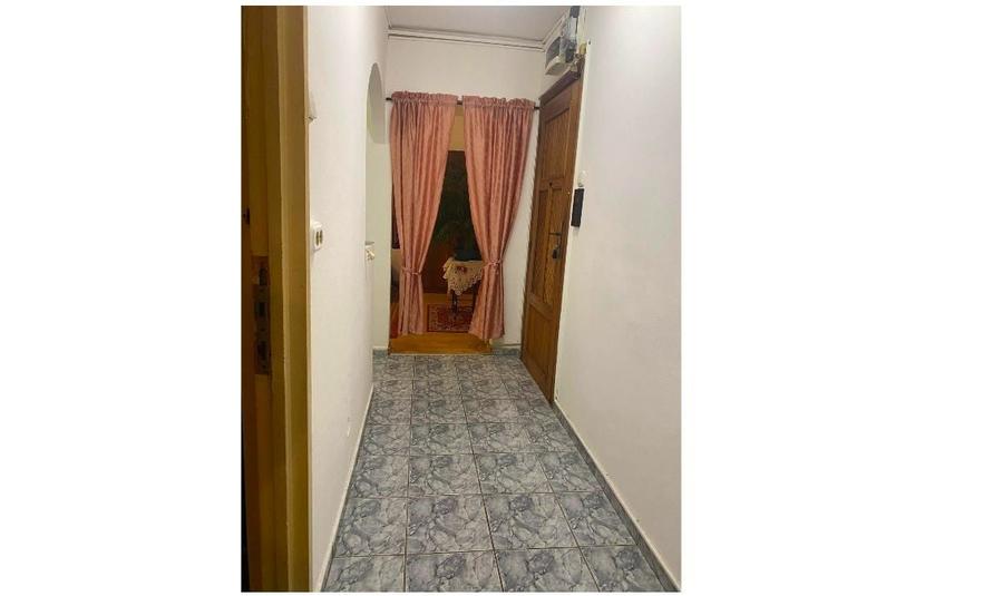 Apartament cu 2 camere decomandat în Mihai Viteazul