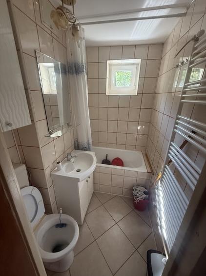Apartament cu 2 camere semidecomandat în Brâncoveanu