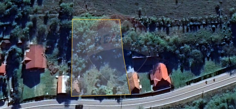 Teren Construcții intravilan de 1500 mp, în Vâlcele