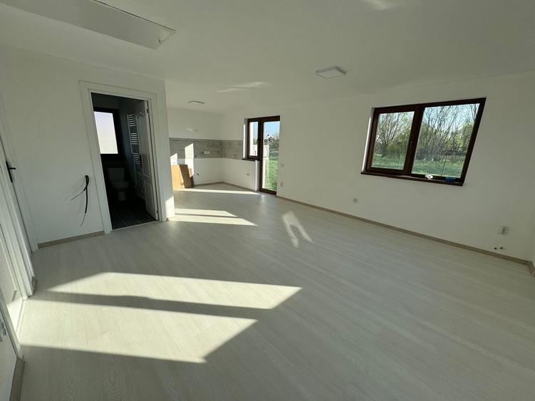 Casă cu 3 camere în Prejmer