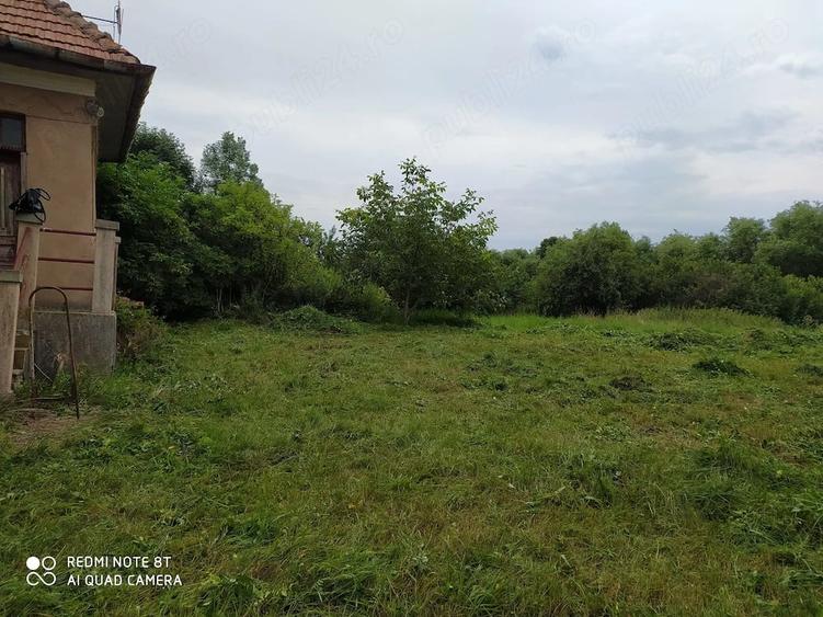Casă cu 2 camere cu Teren 1500 Mp în Aiton
