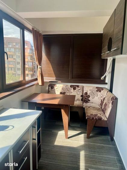 Apartament cu 3 camere în Rahova