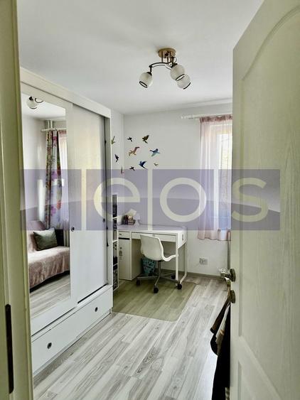 Apartament cu 3 camere semidecomandat, mobilat în Titan