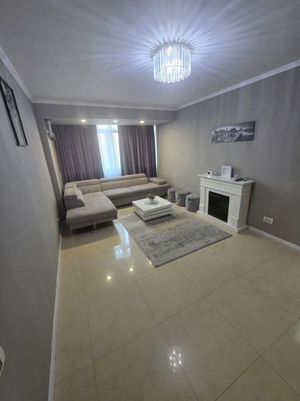 Apartament cu 4 camere în City Park Mall