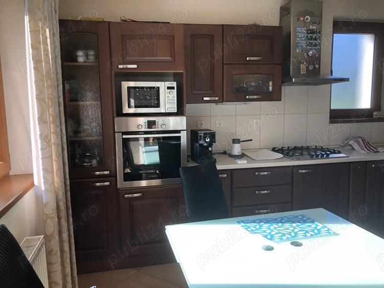 Casă cu Teren 600 Mp în Central