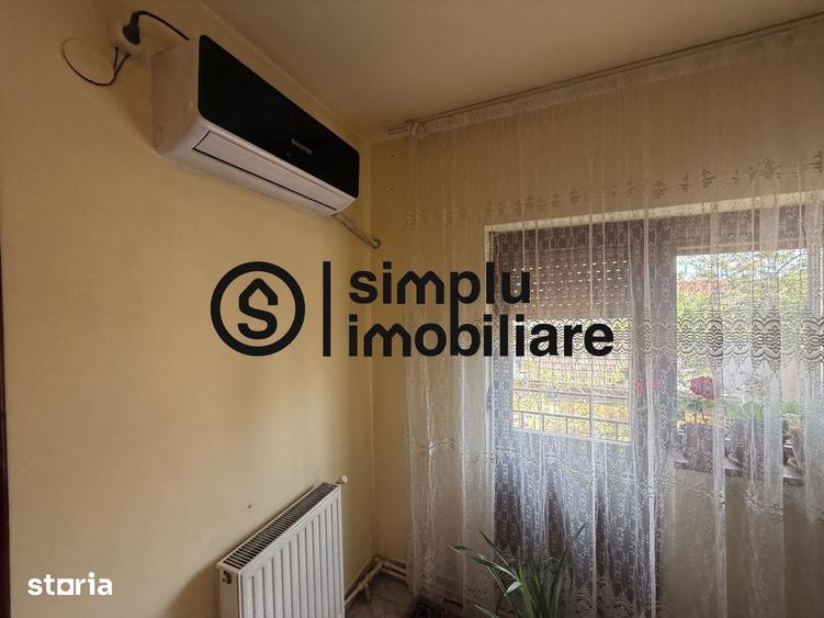 Casă cu 5 camere cu Teren 181 Mp în Rovine