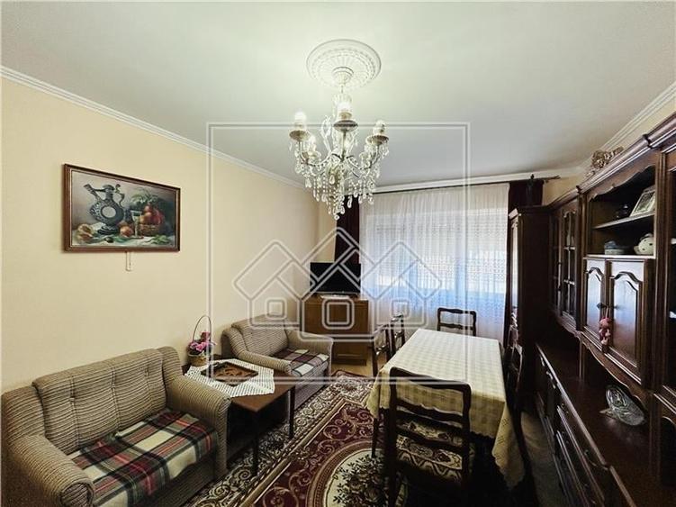 Ap decomandat, 54 mp utili, balcon, pivnita - Zona Calea Dumbravii - 2