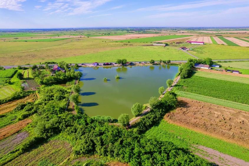 Vand balta de pescuit in Boghis, Satu Mare 2 Ha Intravilan front 185 m - 3