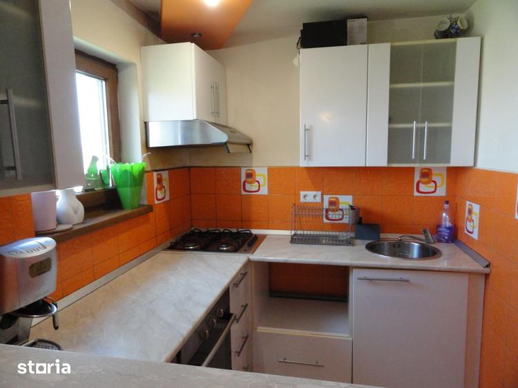 Garsonieră decomandată în Central