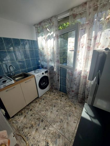 Garsonieră în Micro 19