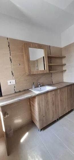 Apartament cu 3 camere în Popas Păcurari
