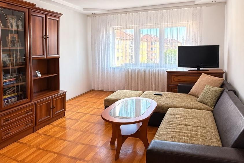 Apartament cu 2 camere decomandat în Central