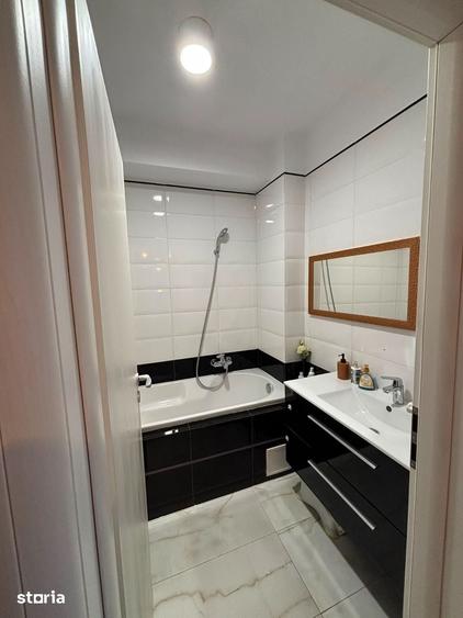 Apartament cu 3 camere în Parcul Carol