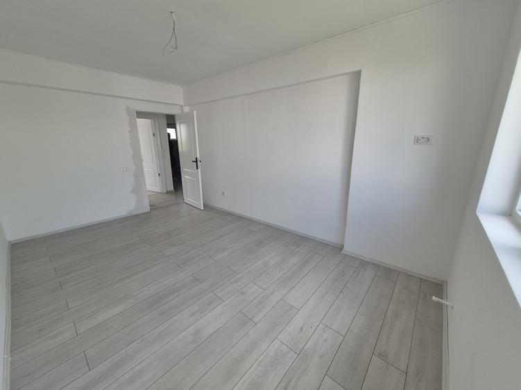 Duplex cu 4 camere cu Teren 240 Mp în Bragadiru