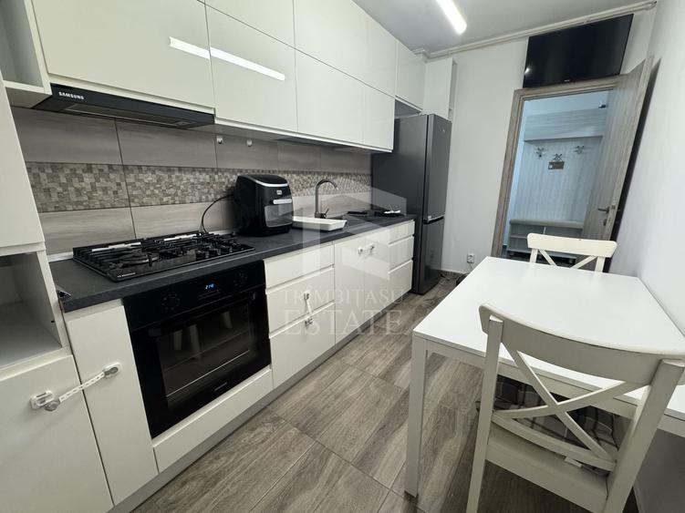 Apartament cu 2 camere decomandat, mobilat în Metalurgiei