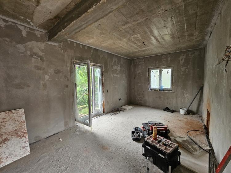 Duplex cu 3 camere cu Canalizare în Giarmata