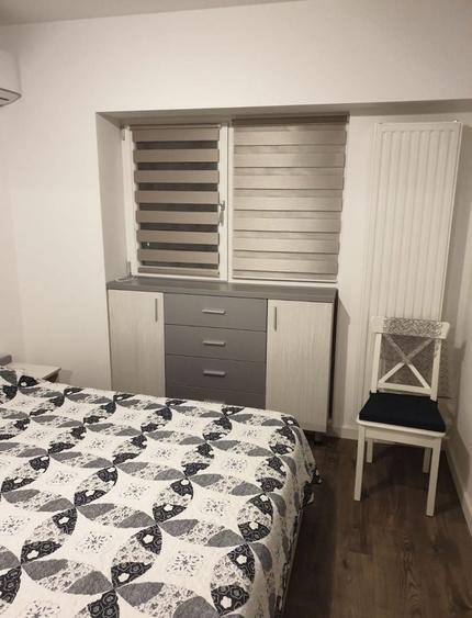 Apartament cu 3 camere semidecomandat, mobilat în Pipera