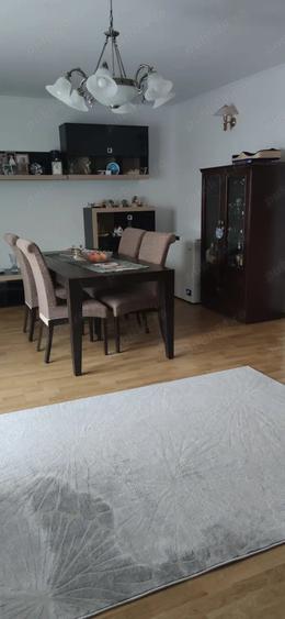 Casă cu 6 camere cu Teren 534 Mp în Geamăna