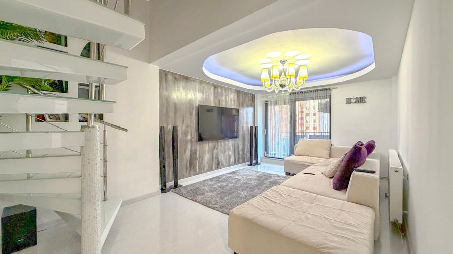 Penthouse cu 4 camere decomandat, mobilat în Gemenii
