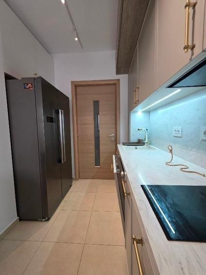 Apartament cu 3 camere decomandat în Politehnica