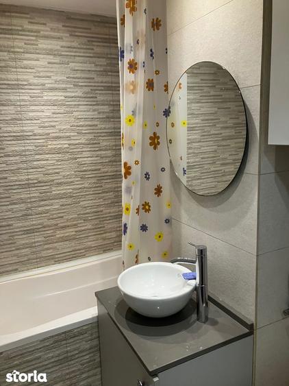Apartament cu 2 camere decomandat, mobilat în Tei