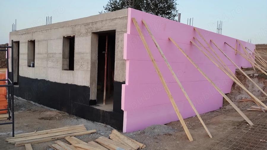 Casă cu Teren 300 Mp în Cordău