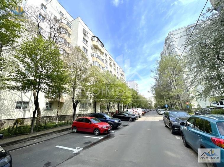Apartament cu 2 camere decomandat, mobilat în Decebal