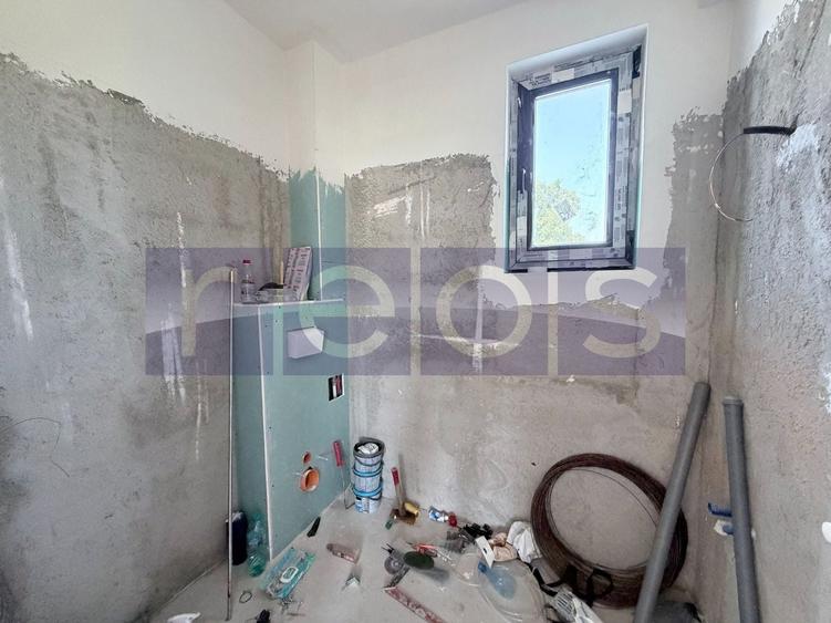 Casă individuală cu 5 camere cu Canalizare în Central