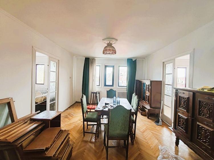 Apartament cu 5 camere circular în Grădina Icoanei
