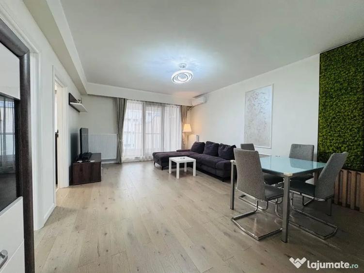 Apartament cu 3 camere semidecomandat în Banu Manta
