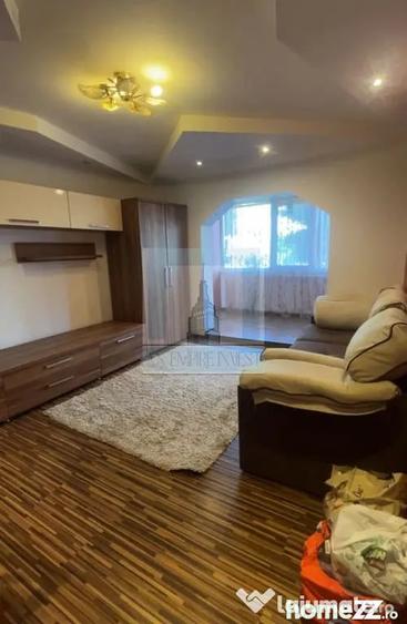 De inchiriat apartament 3 camere/ zona Racadau - 6
