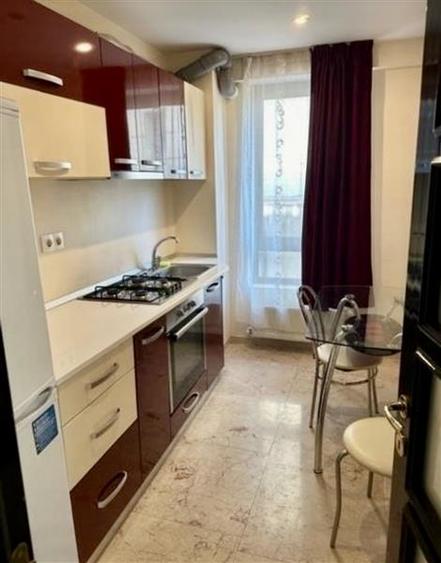 Apartament cu 2 camere decomandat în Copou