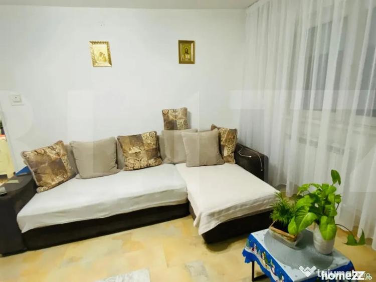 Apartament cu 2 camere semidecomandat în Spitalul Județean