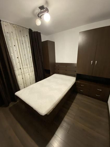 Vand apartament 2 camere decomandat Lujerului sector 6 - 1