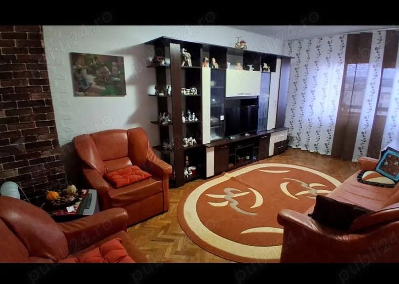Apartament cu 4 camere decomandat în Păcurari