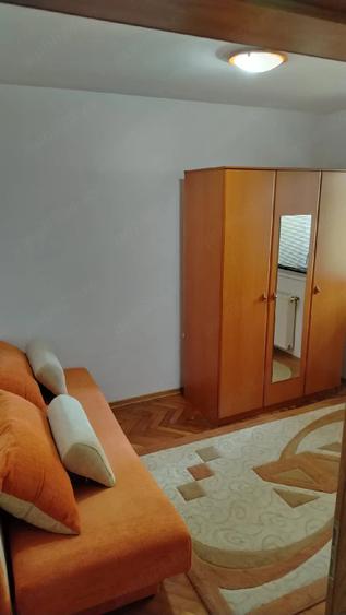 Apartament cu 3 camere semidecomandat în Olimpia-Stadion