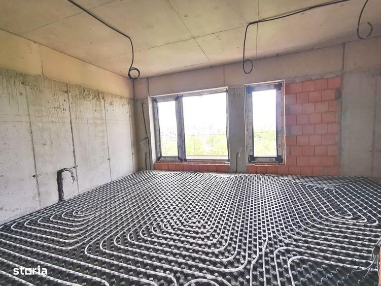 Apartament cu 3 camere decomandat în Sisești