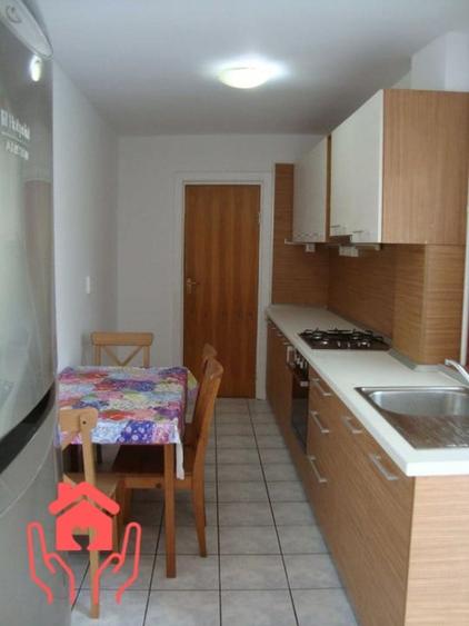Apartament cu 4 camere decomandat, mobilat în 1 Mai