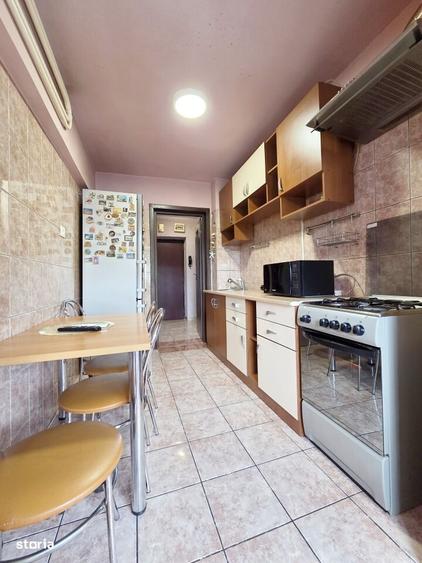 Apartament cu 2 camere decomandat, mobilat în Basarabia