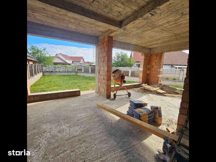 Casă cu 3 camere cu Teren 495 Mp în Sântandrei