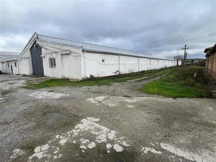 Spațiu comercial, de 1,400 mp, în Mihail Kogălniceanu