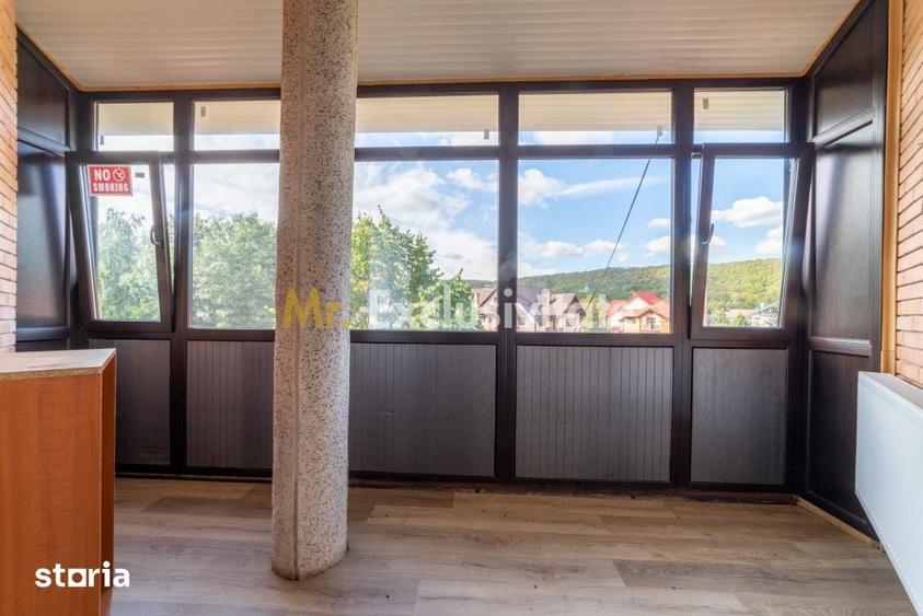Casă cu 9 camere cu Teren 1500 Mp în Bascov