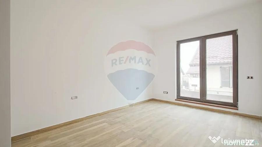 Casă cu 4 camere cu Teren 220 Mp în Baciu