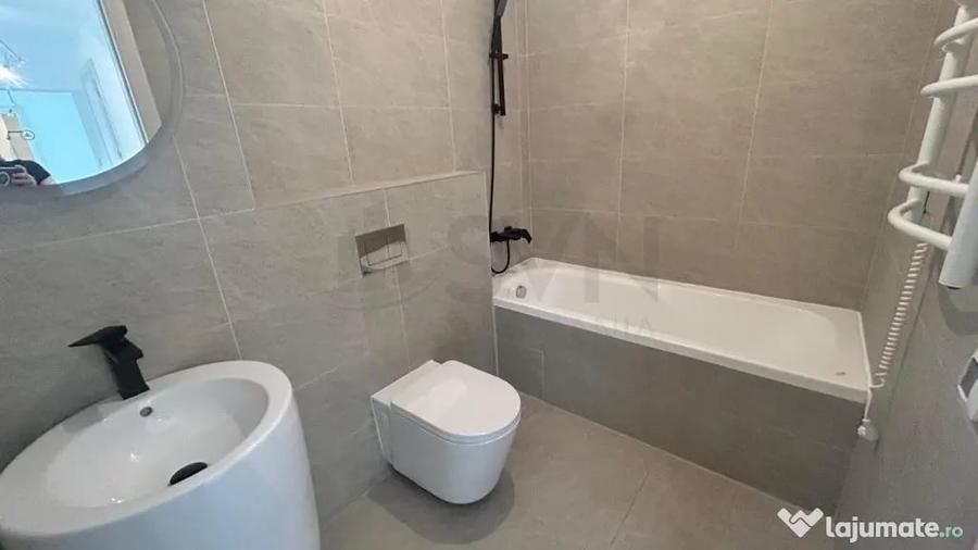 Apartament cu 3 camere semidecomandat în Domenii