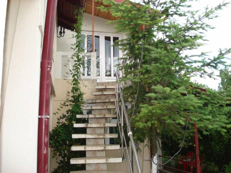 Casă individuală cu 4 camere cu Teren 400 Mp în Merei