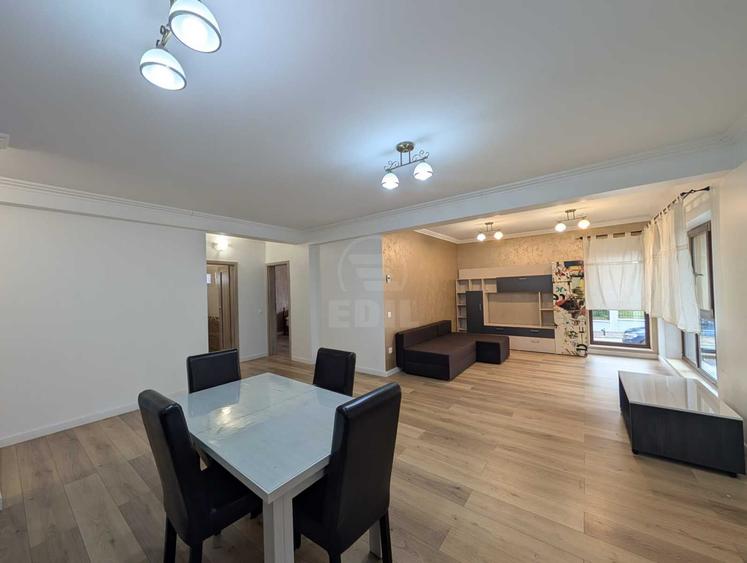 Apartament cu 3 camere semidecomandat în Mănăștur