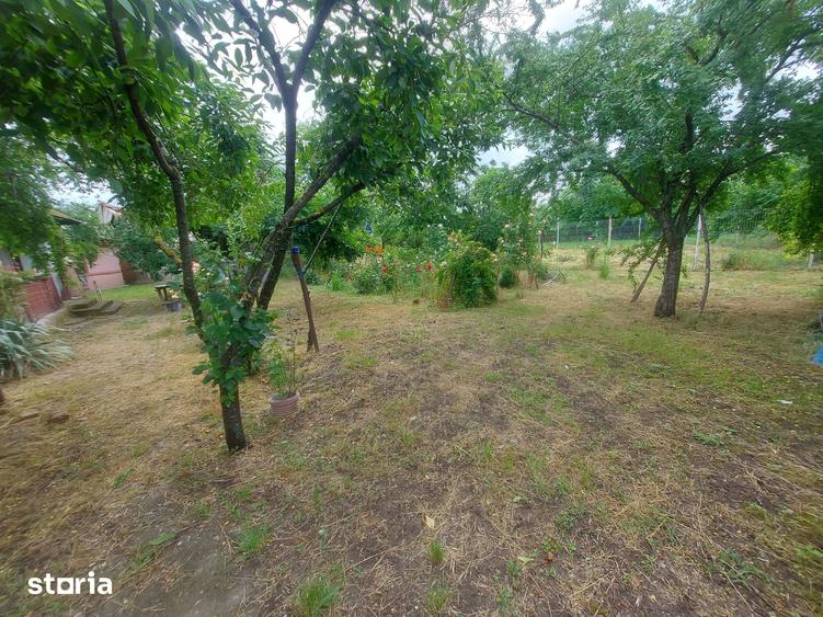 Casă cu 2 camere cu Teren 872 Mp în Șirna