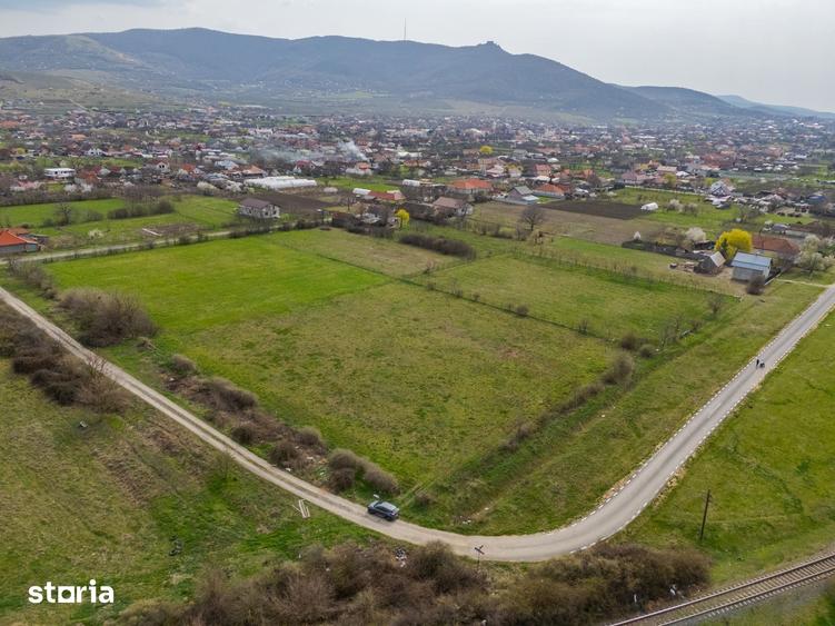 Teren de 2880 mp, în Central