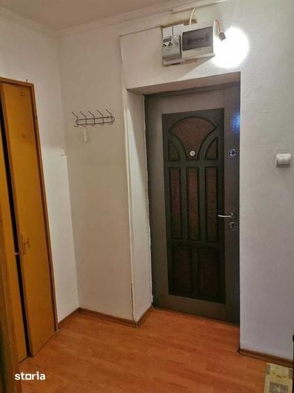 proprietar inchiriez apartament 2 camere zona teilor - 2