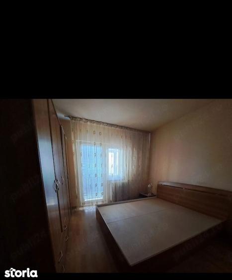 Apartament cu 2 camere decomandat în Calea București